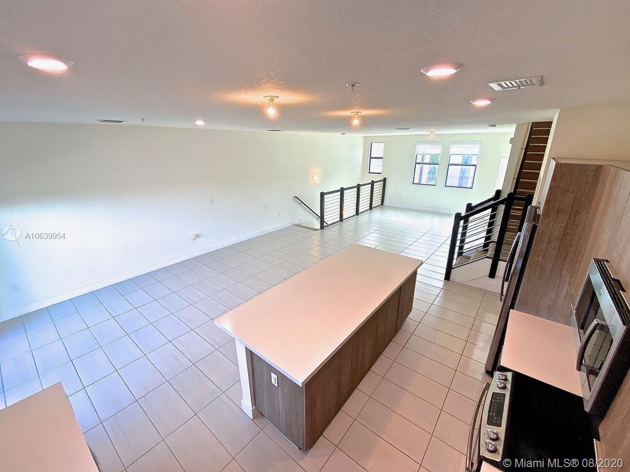 HIGHLAND AT PARK CENTRAL C - Residential