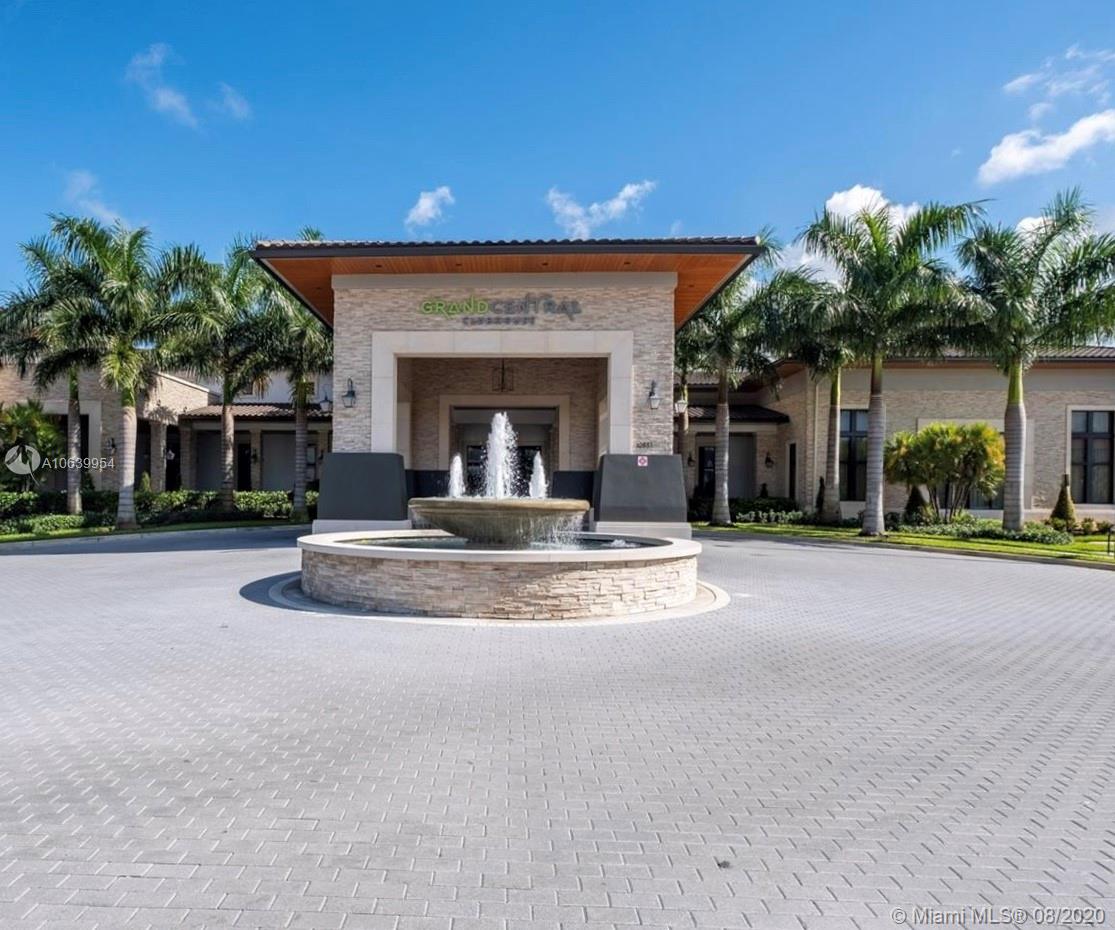 HIGHLAND AT PARK CENTRAL C - Residential