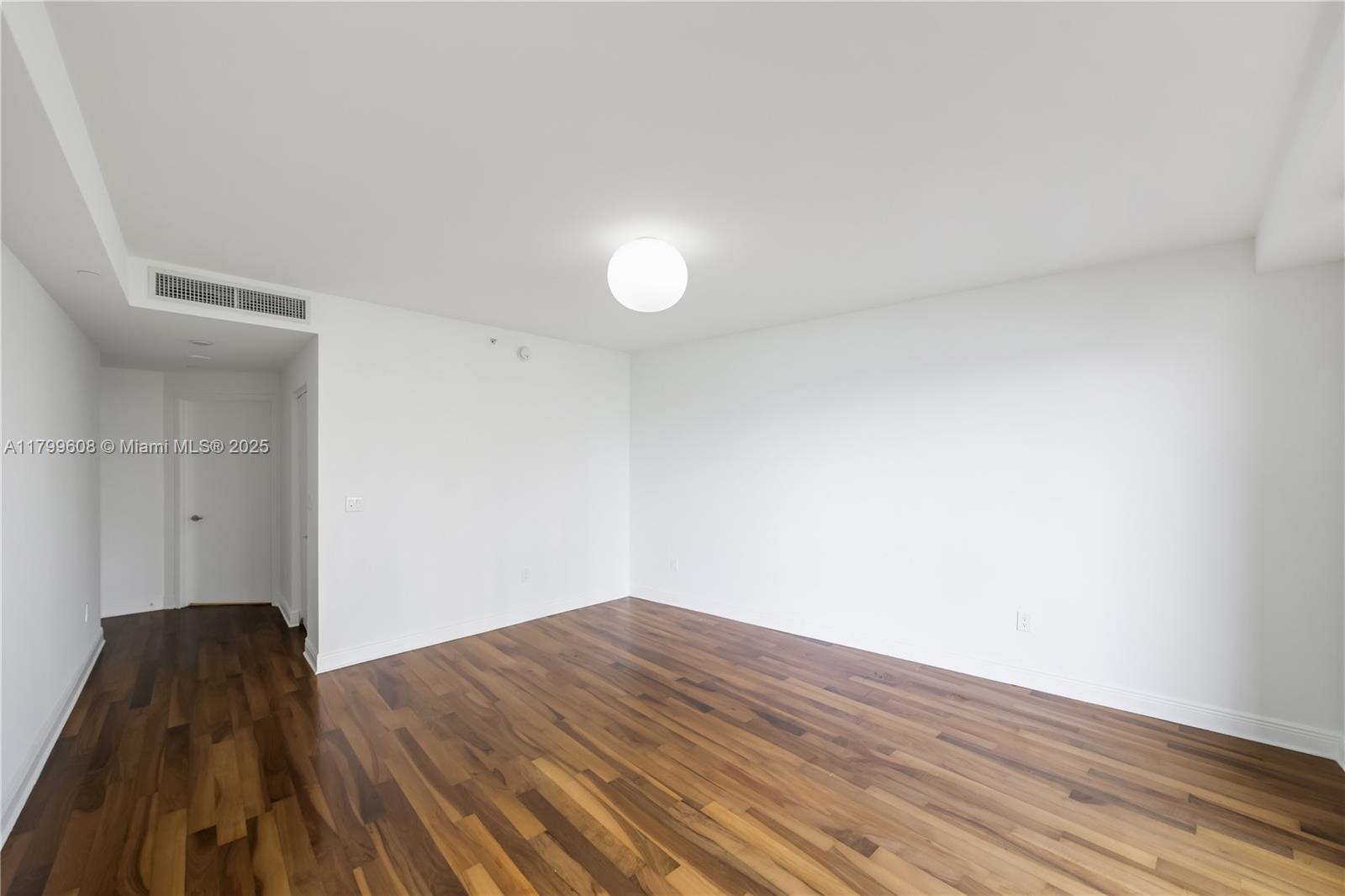 CARBONELL CONDO - Residential