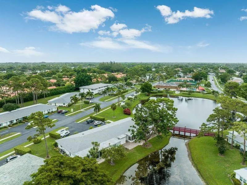 Delray Beach, Florida 33484, United States, 2 Bedrooms Bedrooms, ,2 BathroomsBathrooms,Residential,Pending,52342