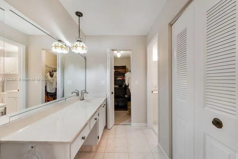 Delray Beach, Florida 33484, United States, 2 Bedrooms Bedrooms, ,2 BathroomsBathrooms,Residential,Pending,52342