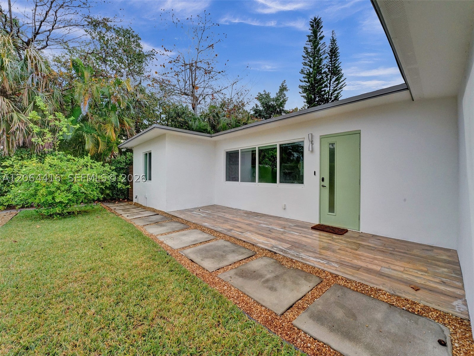 1440 SW 20th St