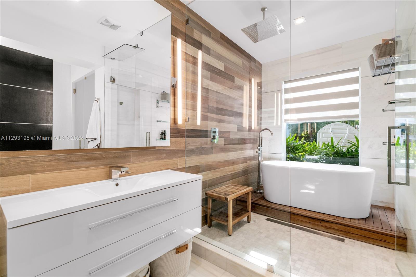 NATOMA MANORS RE SUB - Residential