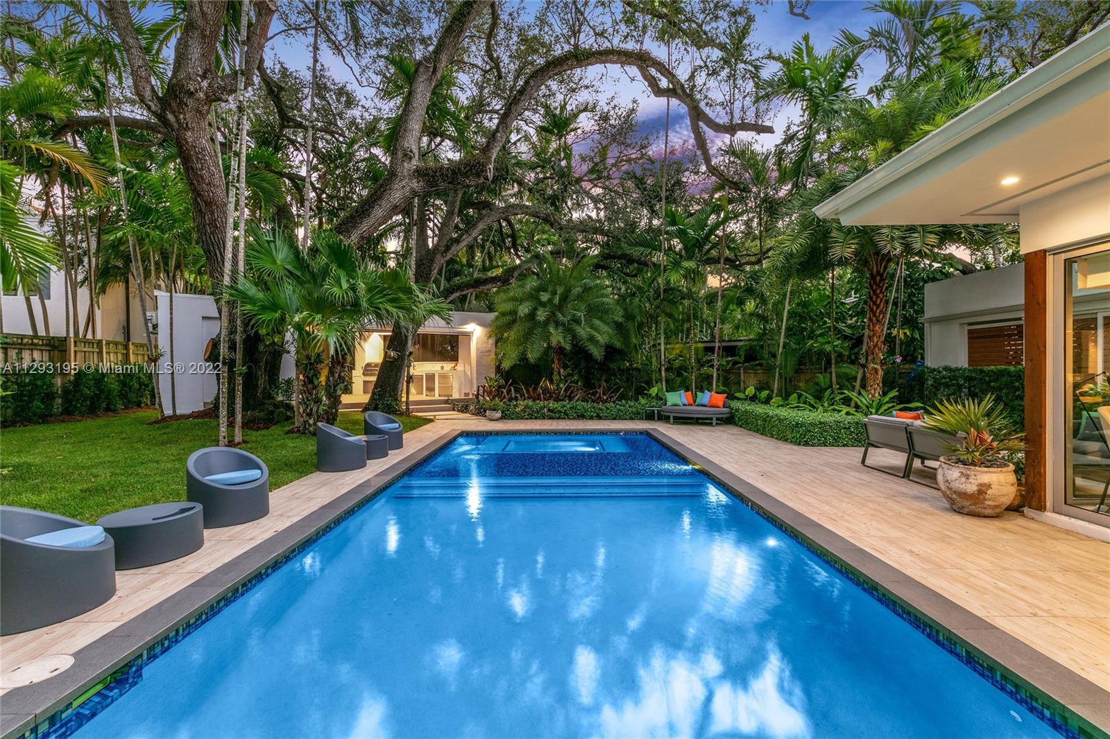 NATOMA MANORS RE SUB - Residential