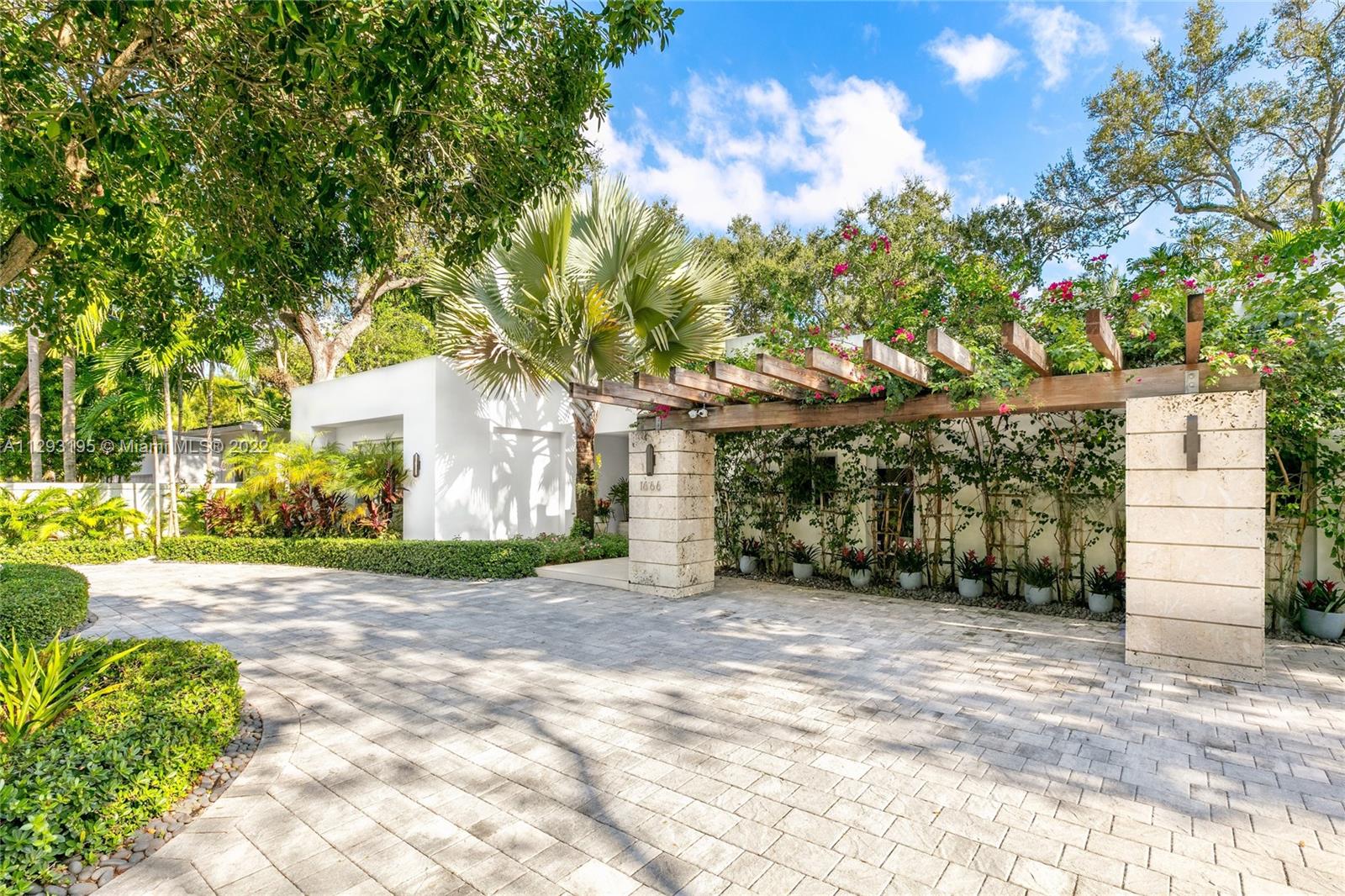 NATOMA MANORS RE SUB - Residential