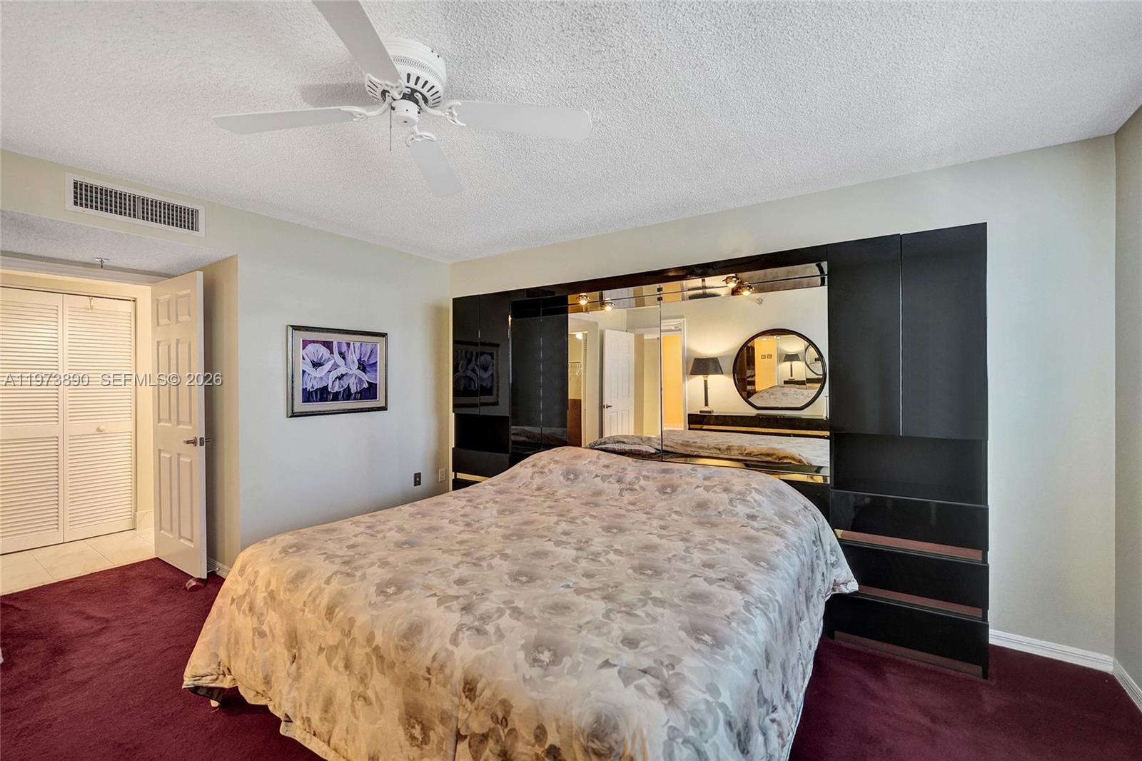 LE MAISONNEUVE CONDO - Residential