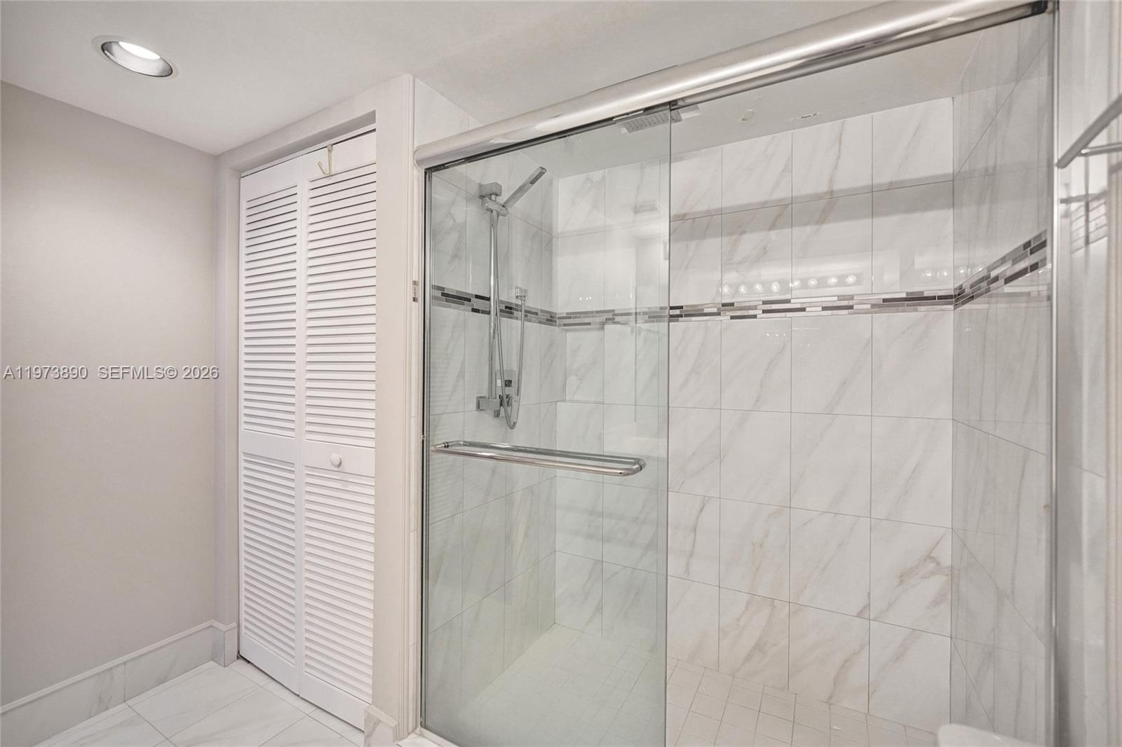 LE MAISONNEUVE CONDO - Residential