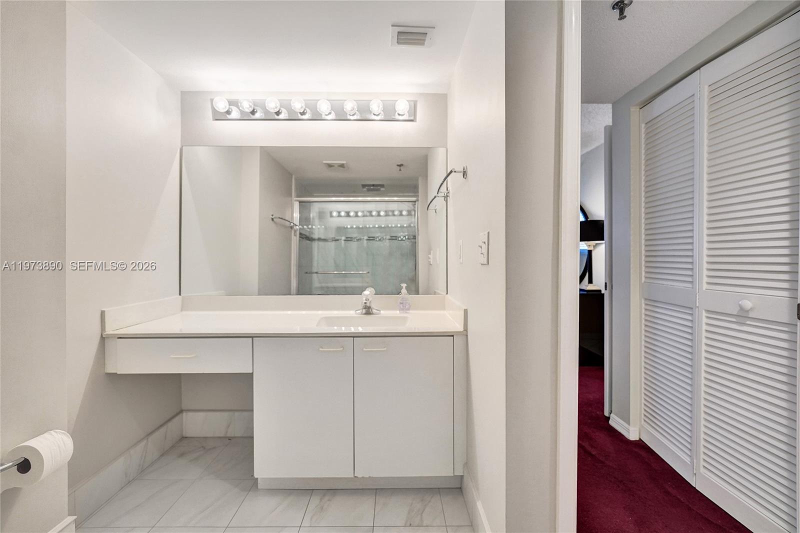 LE MAISONNEUVE CONDO - Residential