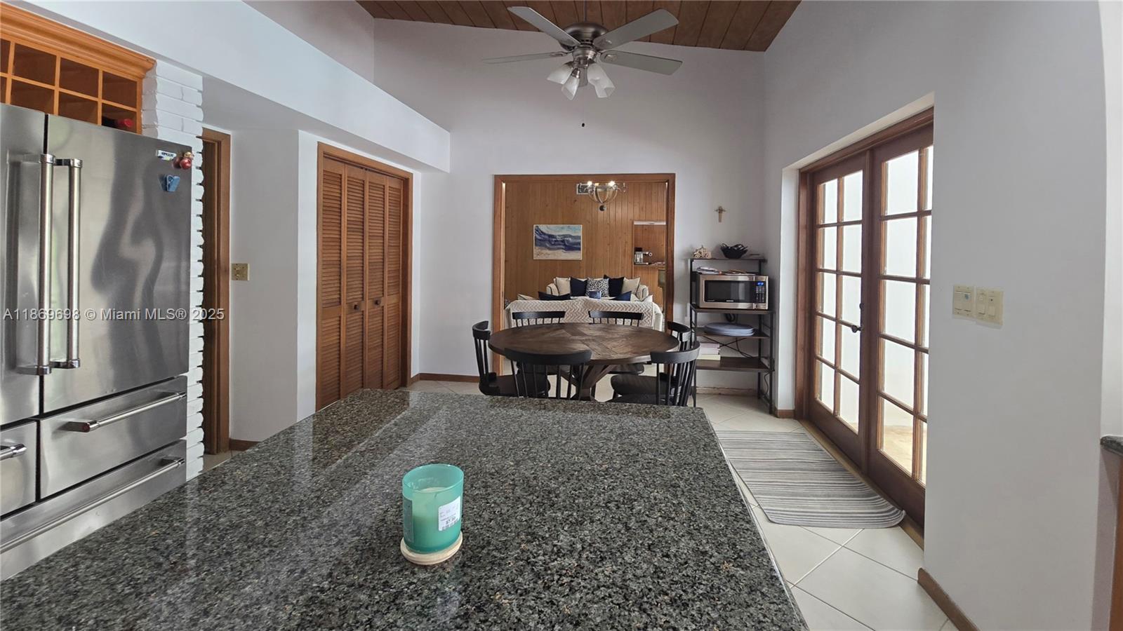 PINE BAY ESTATES SOUTH - Residential Lease