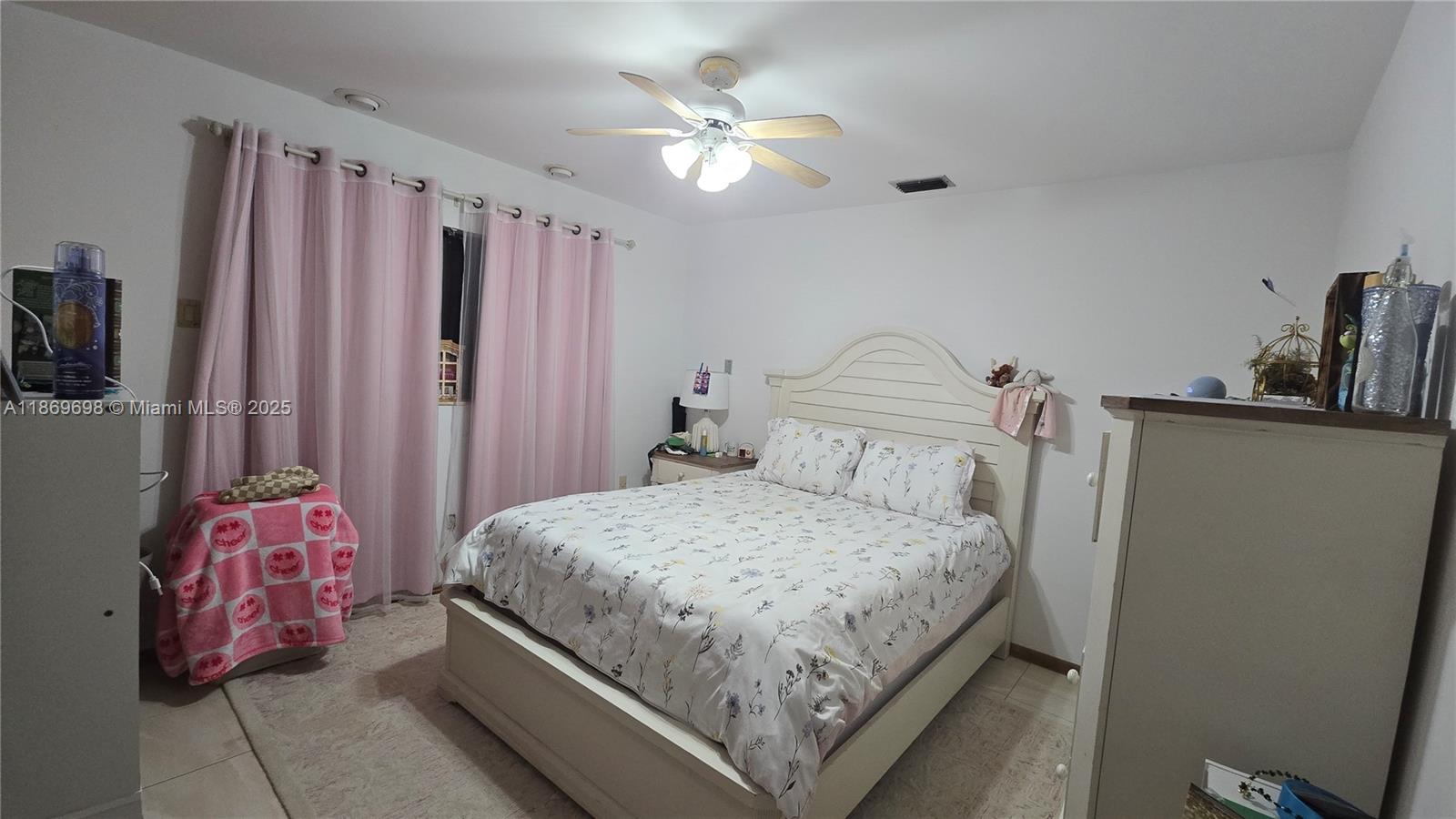 PINE BAY ESTATES SOUTH - Residential Lease