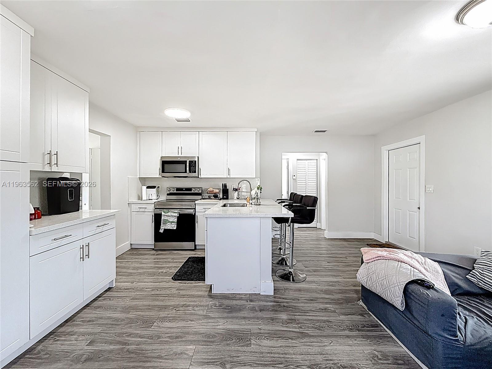 TENNYSON HEIGHTS - Residential