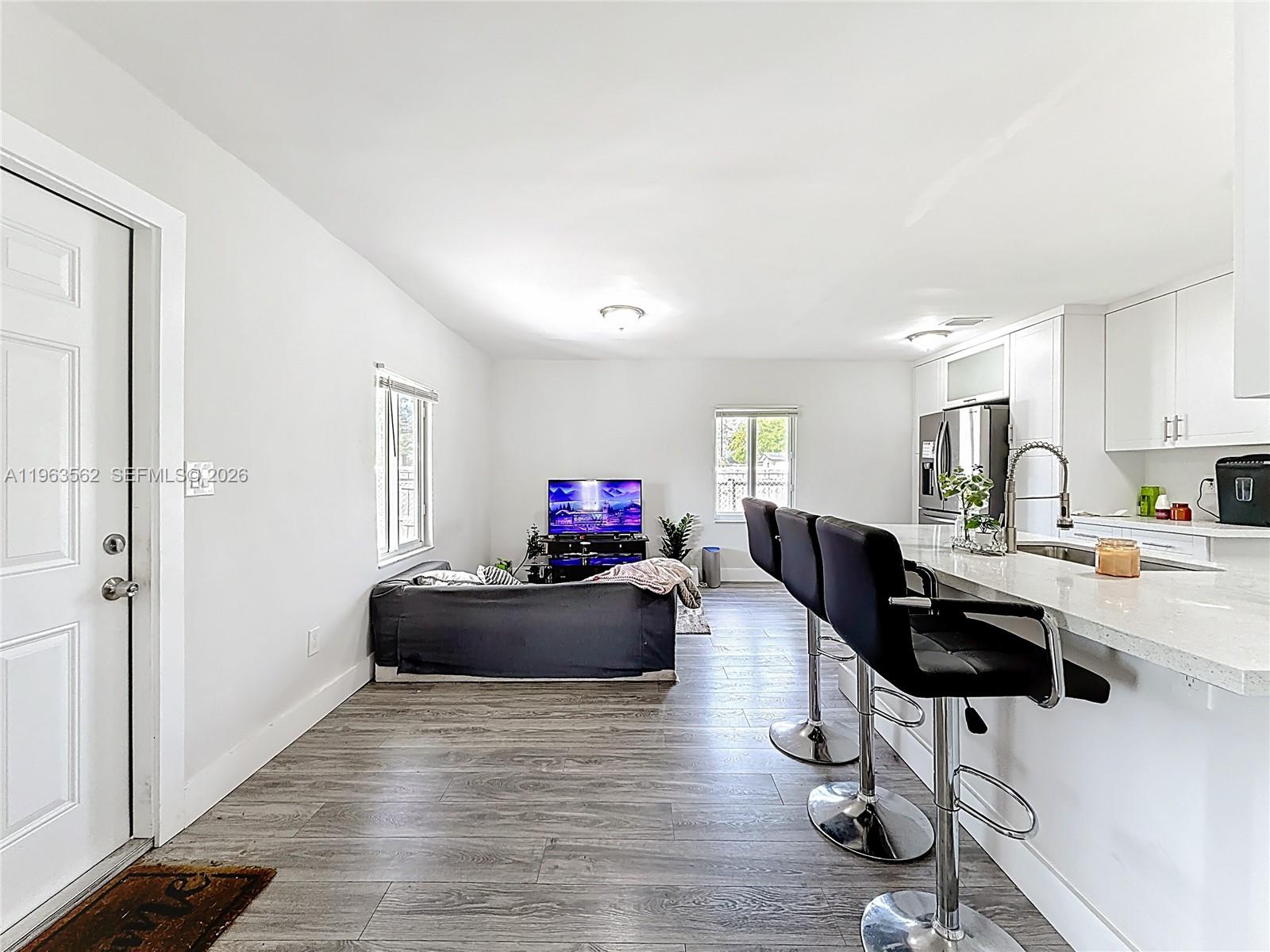 TENNYSON HEIGHTS - Residential