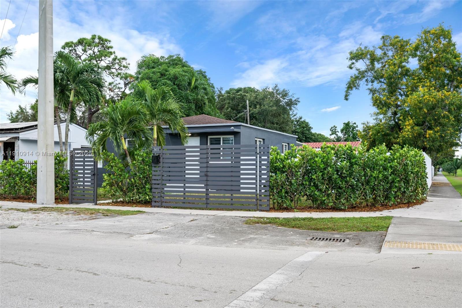 OPA LOCKA PLAT NO 3 REV - Residential