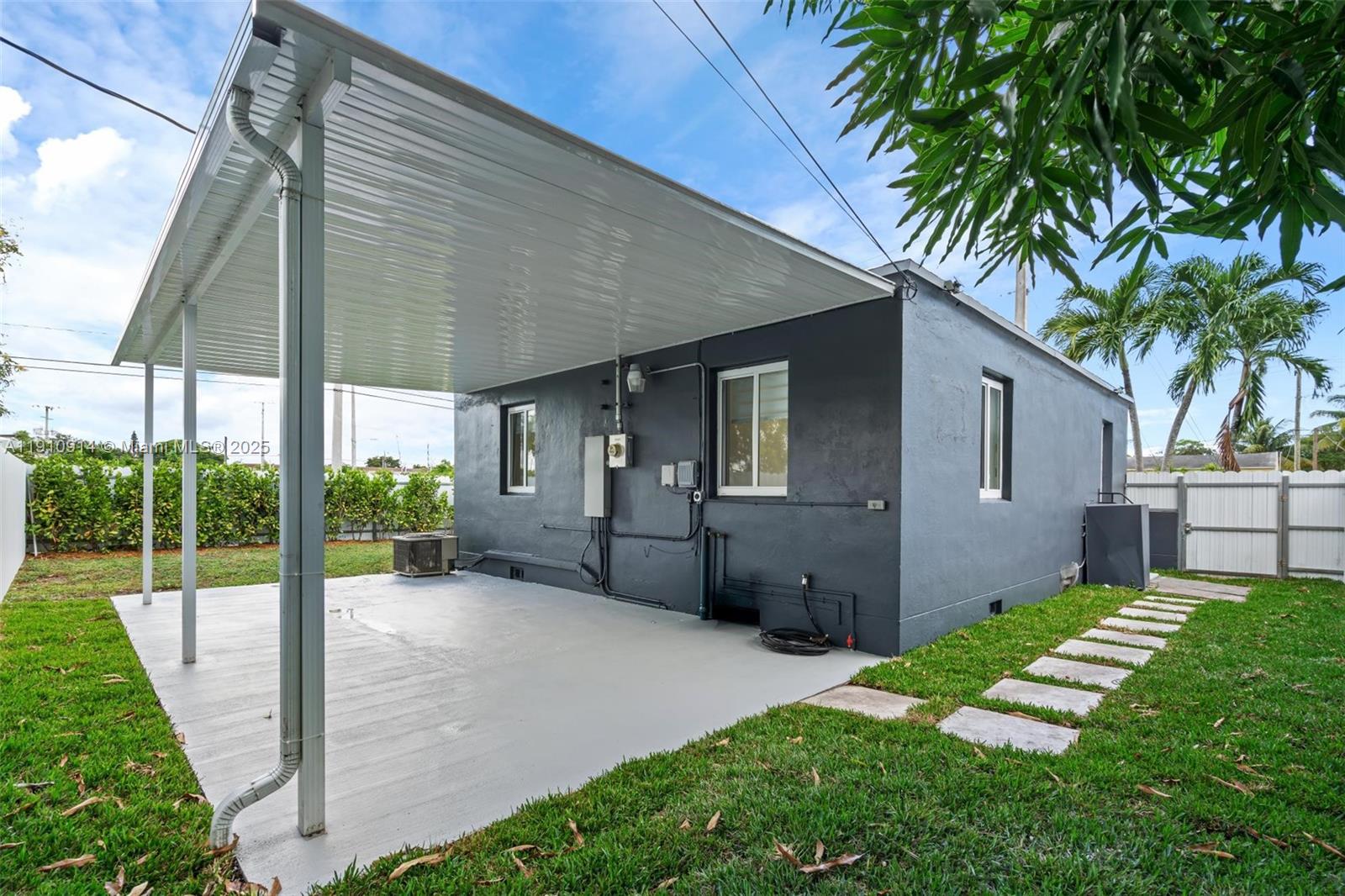 OPA LOCKA PLAT NO 3 REV - Residential