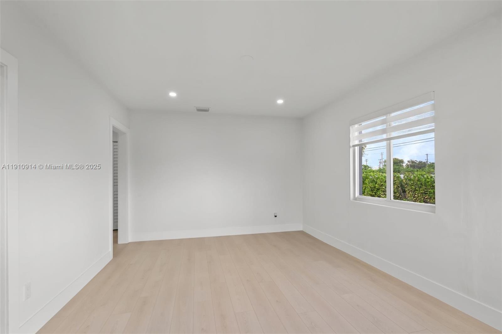 OPA LOCKA PLAT NO 3 REV - Residential