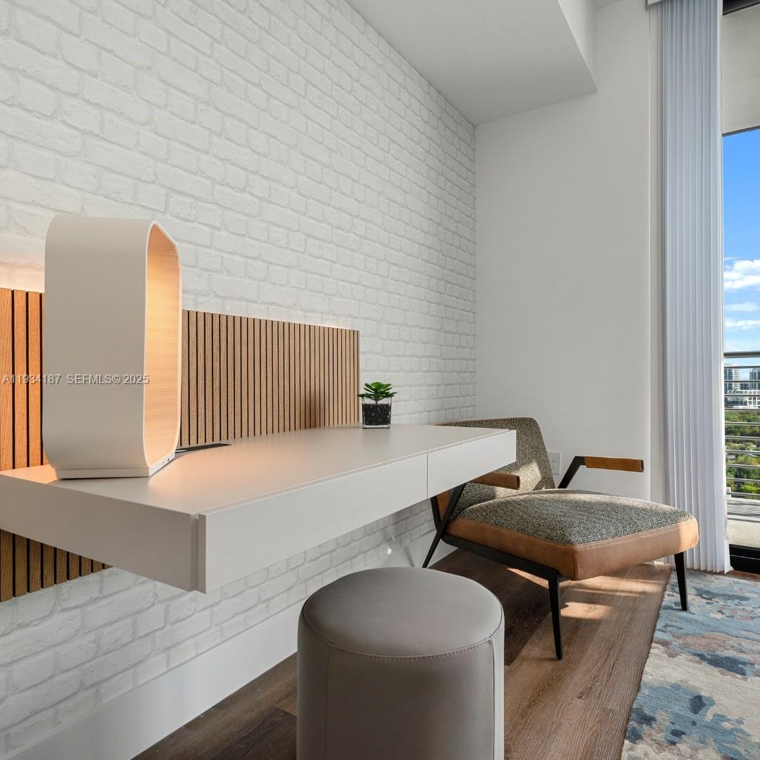 Grove Central - Residential Lease