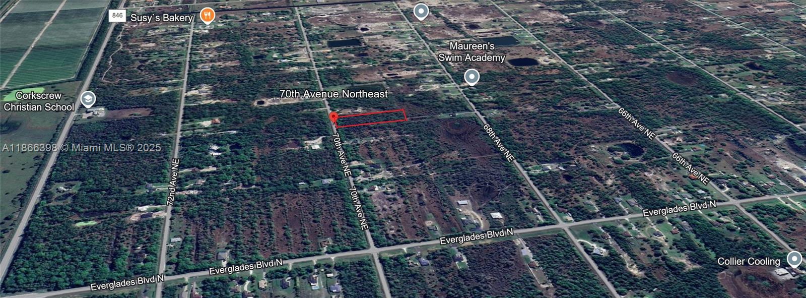 Escape to your own piece of paradise with this stunning 1.14-acre vacant residential land in Naples the perfect canvas to build your dream home. Imagine waking up to the gentle rustling of the palm trees and the warm Florida sun streaming through your windows, as you sip your morning coffee on your spacious porch overlooking the lush greenery. With space for a sparkling pool, or even a guest house, the possibilities are endless. Whether you envision a modern retreat with sleek lines and minimalist design, or a cozy cottage with a charming porch and wrap-around deck, this land provides the perfect backdrop for your vision to come to life, Located in a desirable area of Naples. Don't miss this rare opportunity to create the home of your dreams in one of Florida's most sought-after locations.