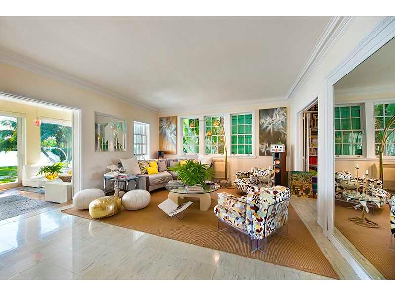 SAN MARINO ISLAND - Residential