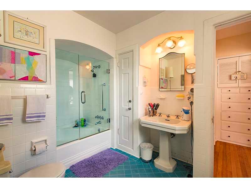 SAN MARINO ISLAND - Residential