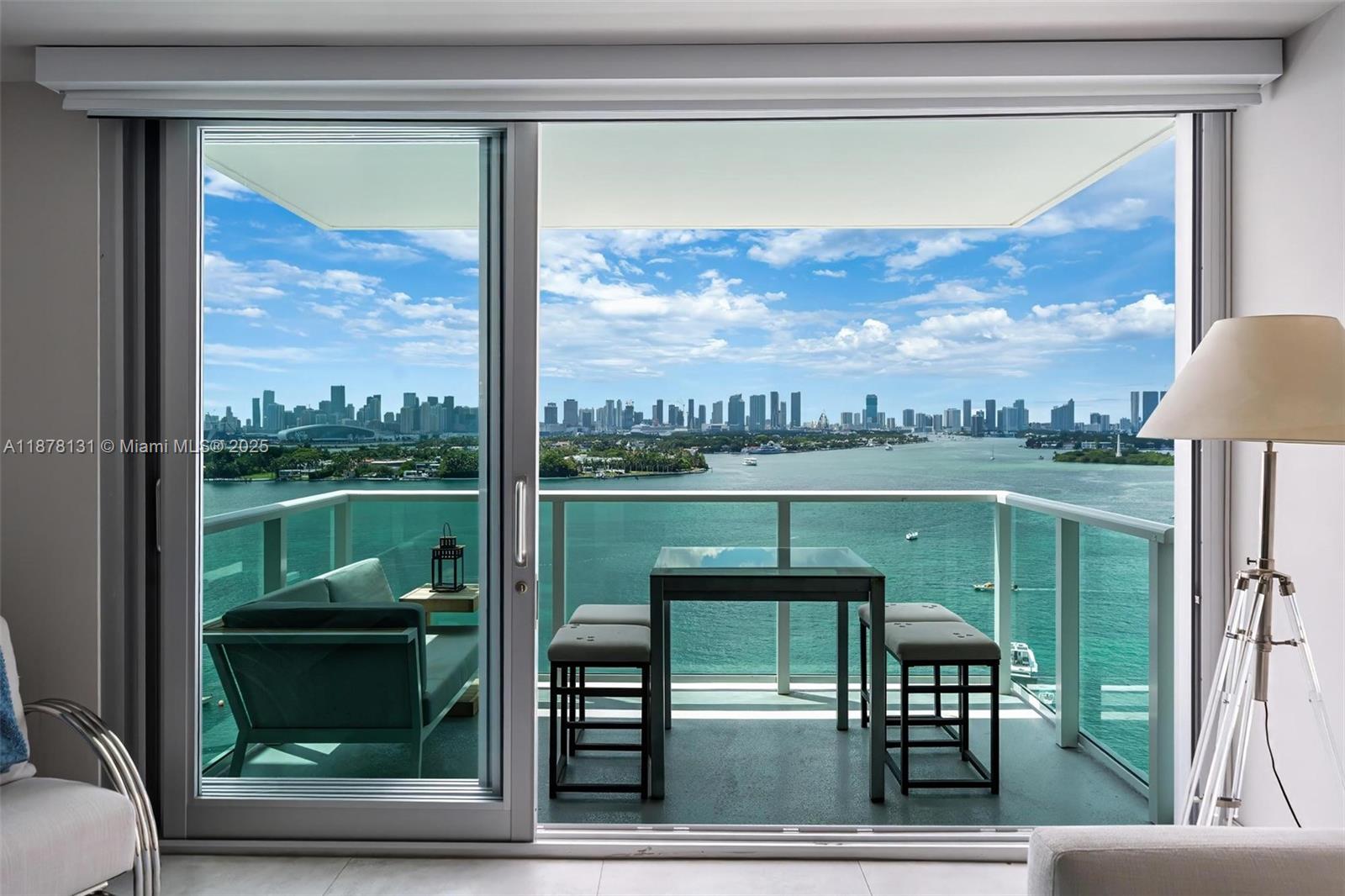 MIRADOR 1000 CONDO - Residential