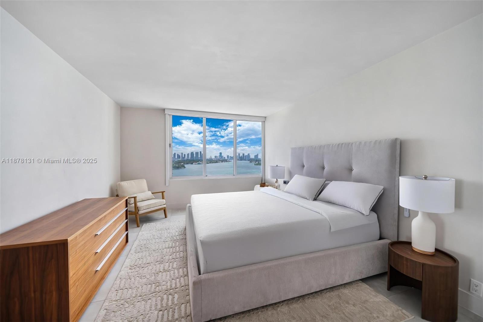 MIRADOR 1000 CONDO - Residential