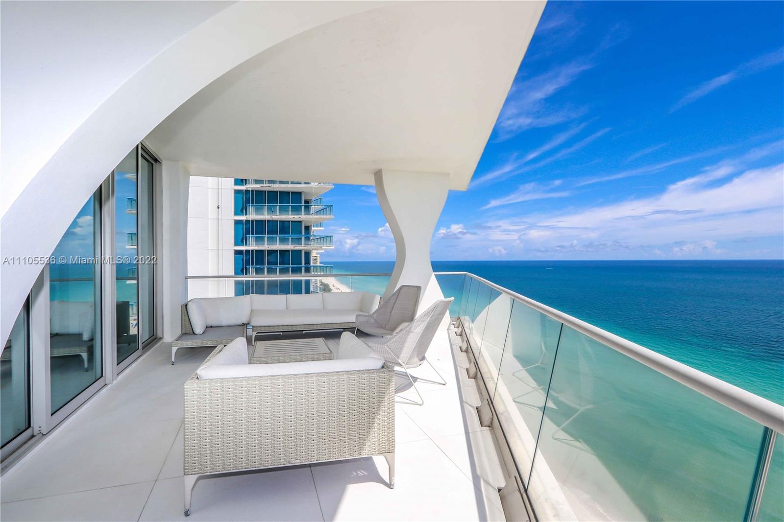 JADE SIGNATURE CONDO - Residential