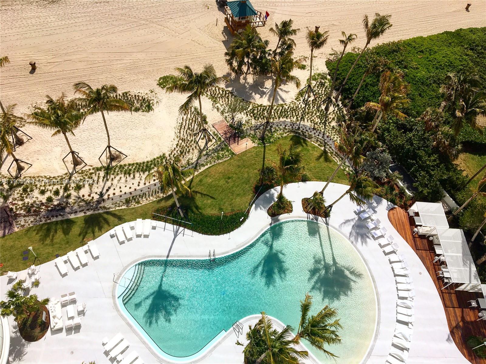 JADE SIGNATURE CONDO - Residential