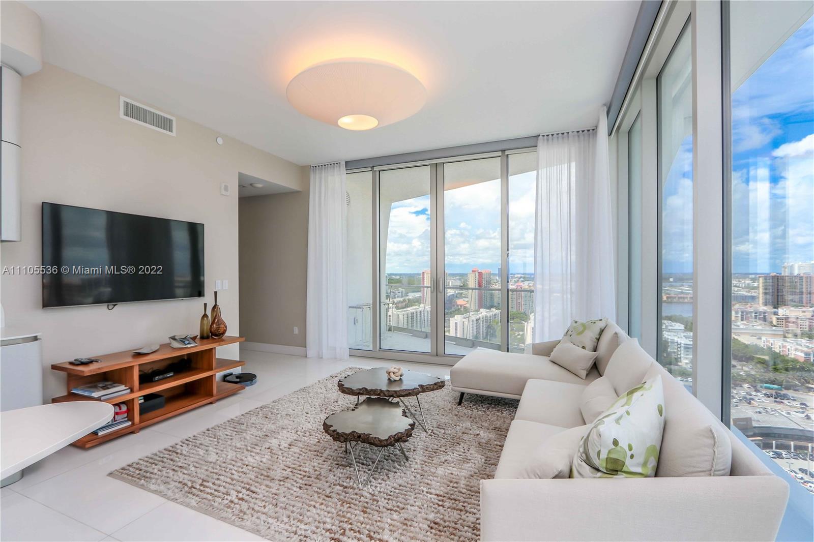 JADE SIGNATURE CONDO - Residential