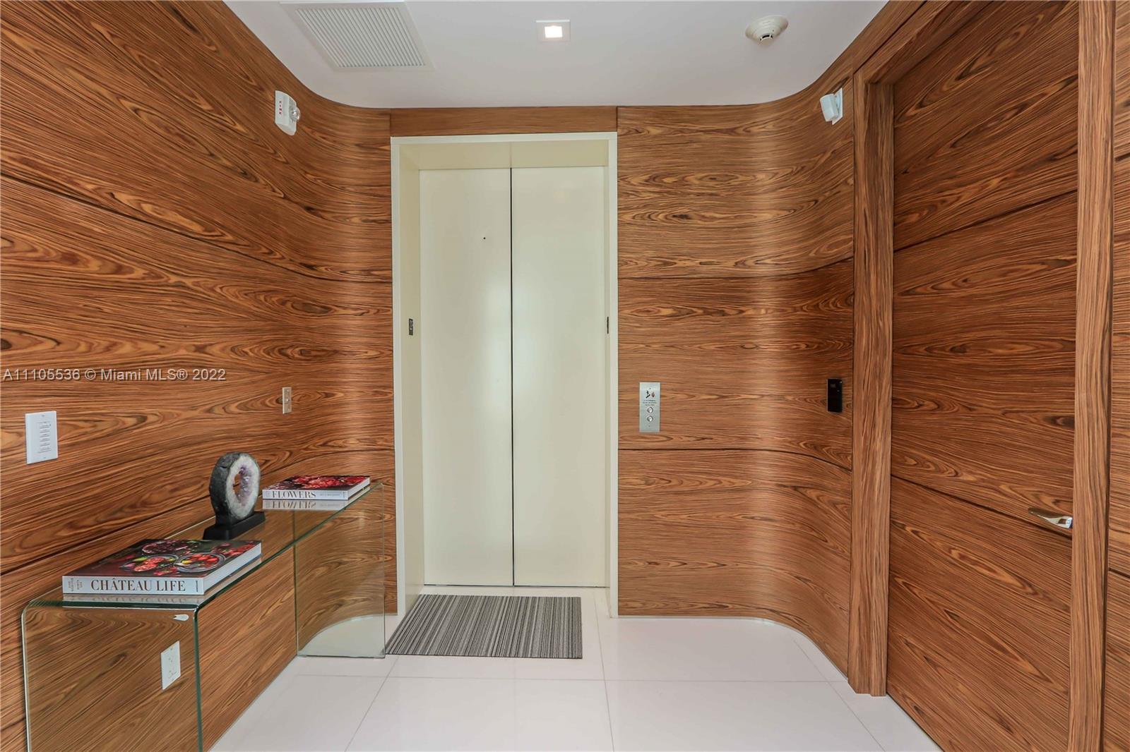 JADE SIGNATURE CONDO - Residential