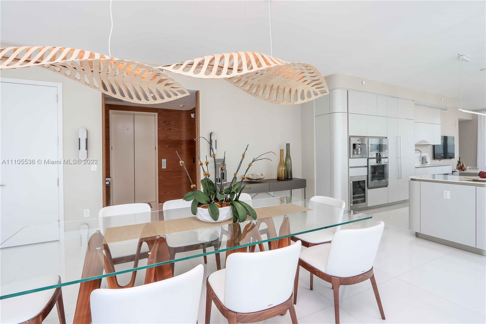 JADE SIGNATURE CONDO - Residential