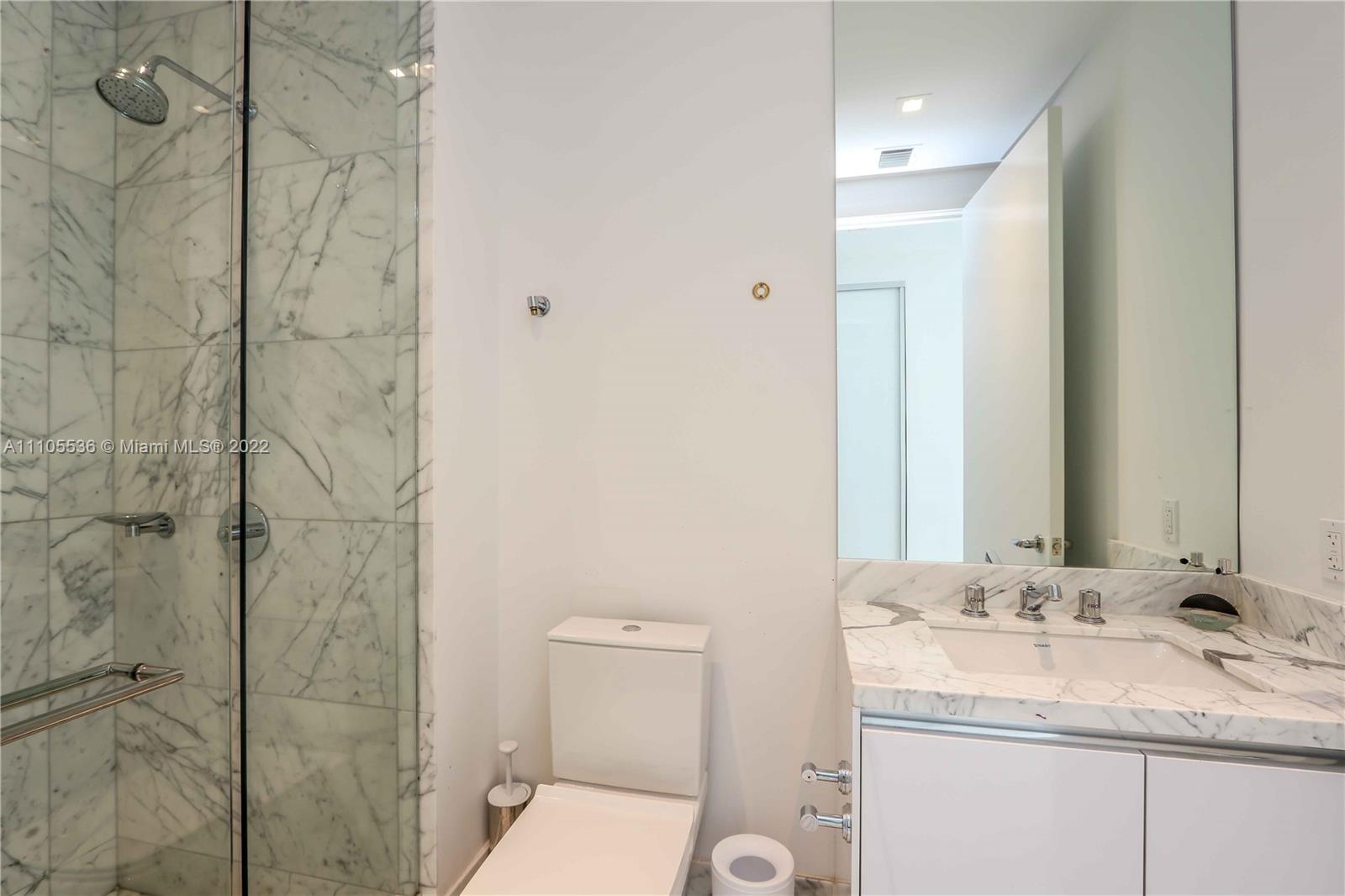 JADE SIGNATURE CONDO - Residential