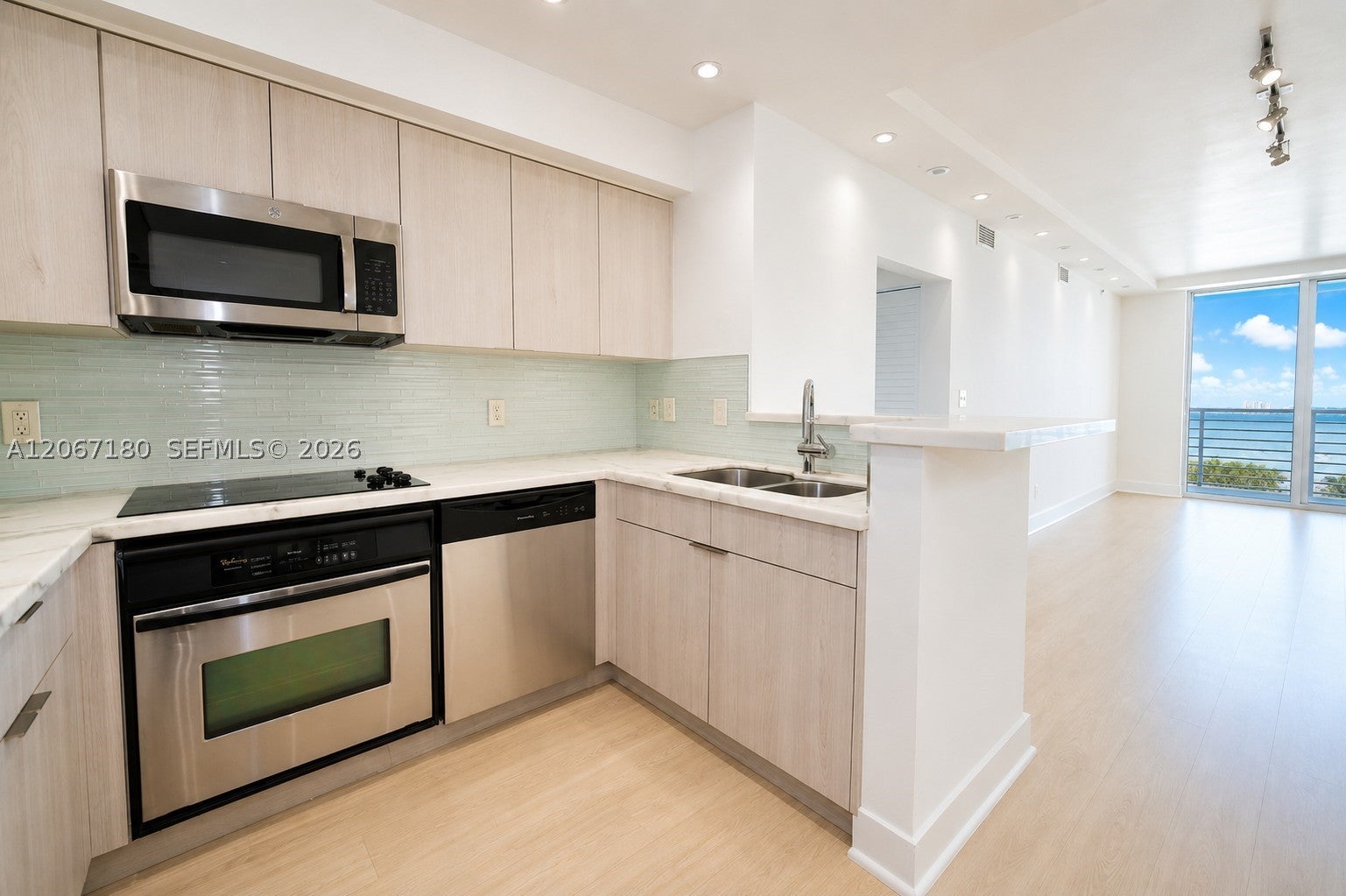 325 S Biscayne Blvd 3314