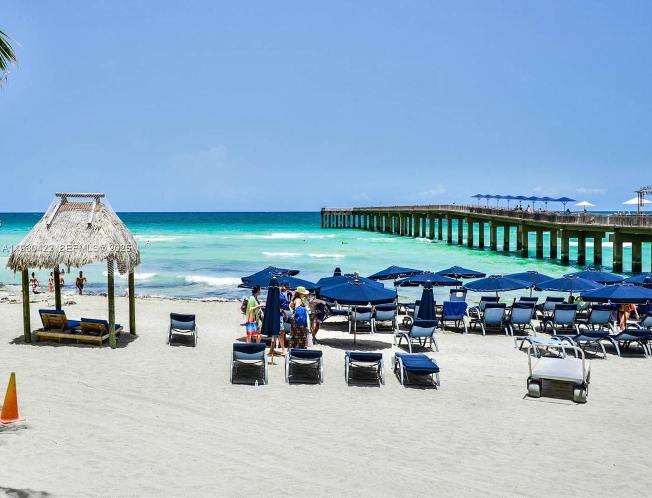 LA PERLA CONDO - Residential Lease