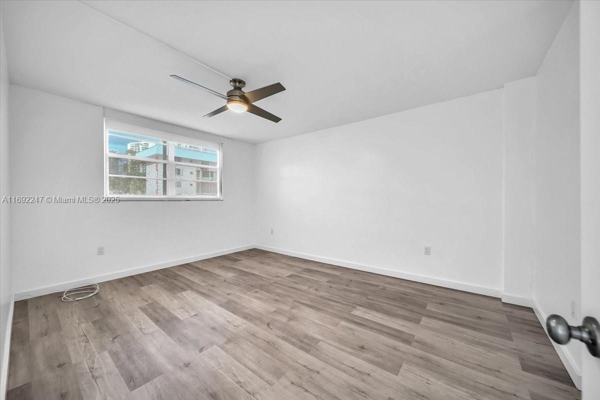 EDEN ISLES CONDO PART 2 - Residential