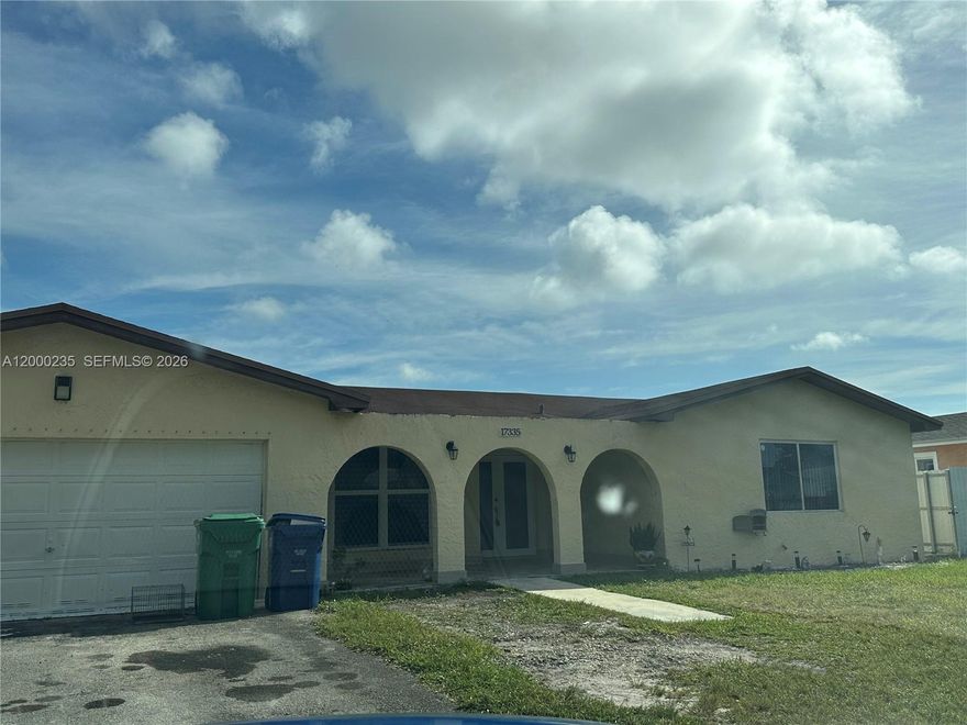 Great investment opportunity! 5/3 home with additional square footage beyond tax records. Excellent potential for customization or income-producing property. Centrally located and in high-demand area.  Tenant occupied up until 8/2026.  24 hours notice required.  Please read broker remarks.