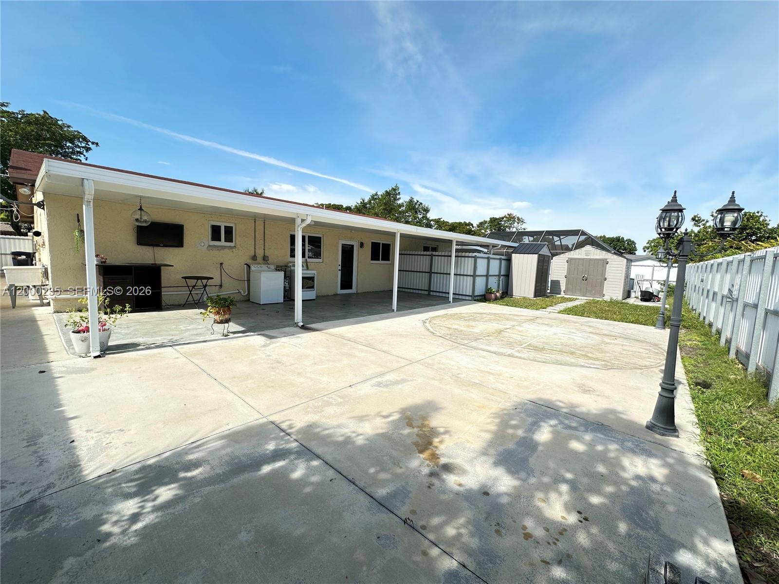 SOUTHLAND PINES - Residential