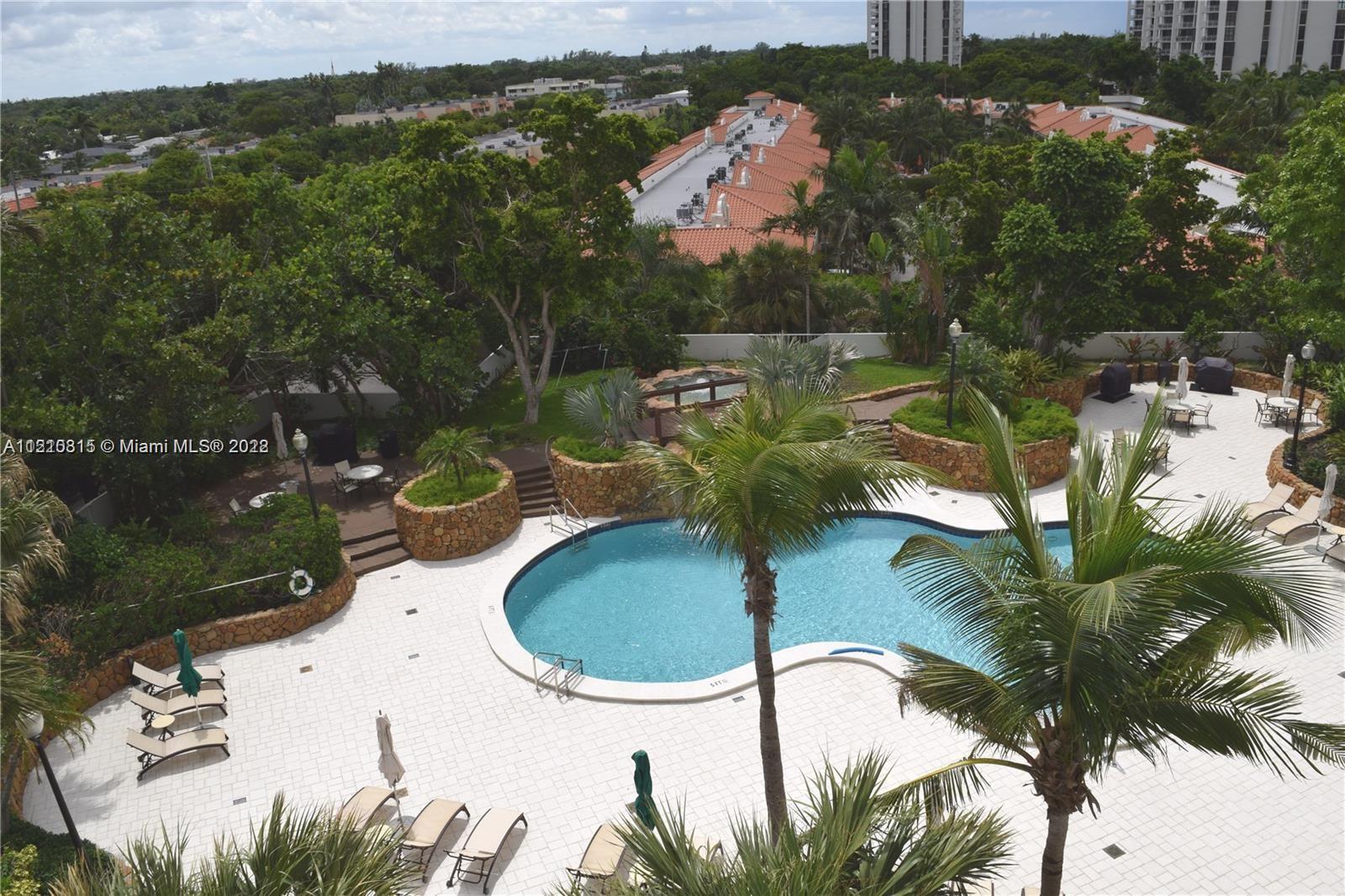 THE TOWERS OF QUAYSIDE CO - Residential