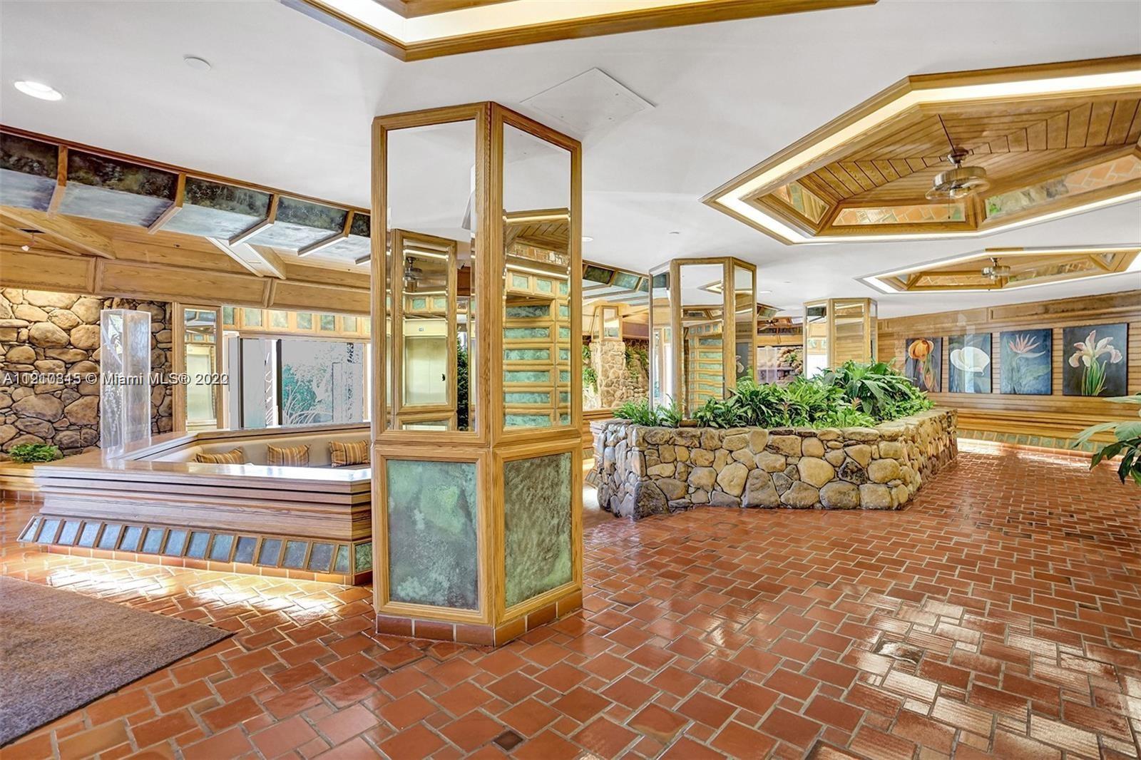 THE TOWERS OF QUAYSIDE CO - Residential