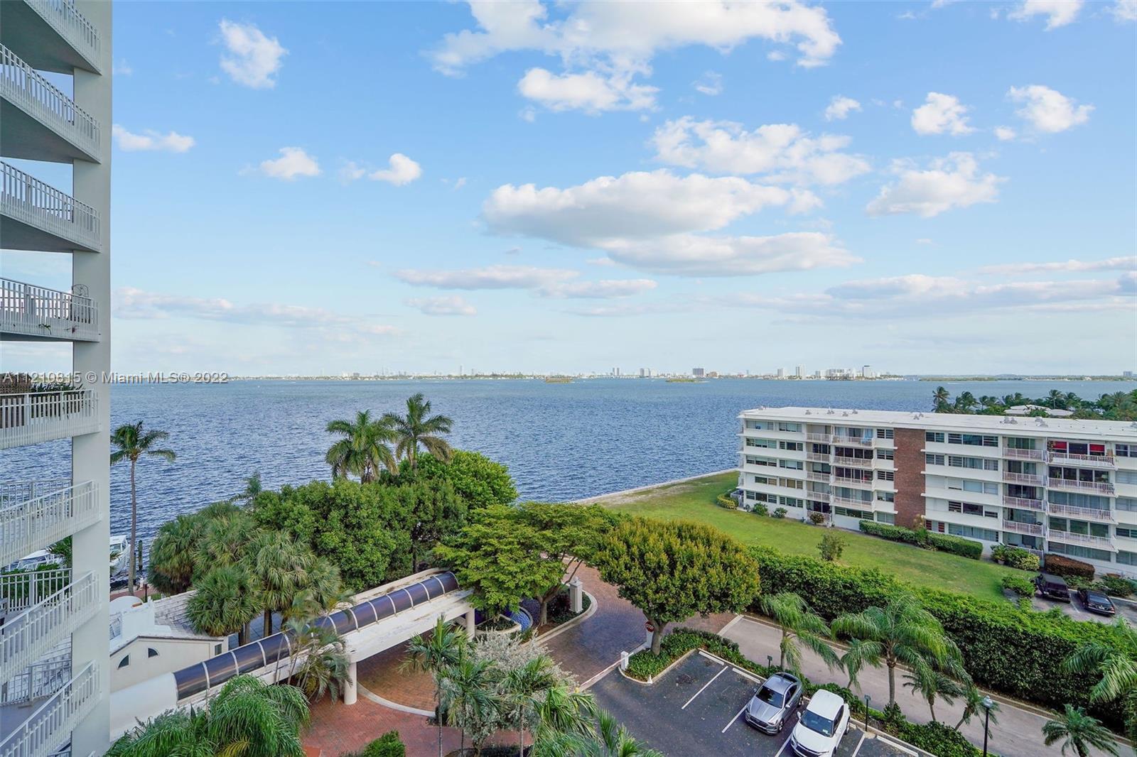 THE TOWERS OF QUAYSIDE CO - Residential