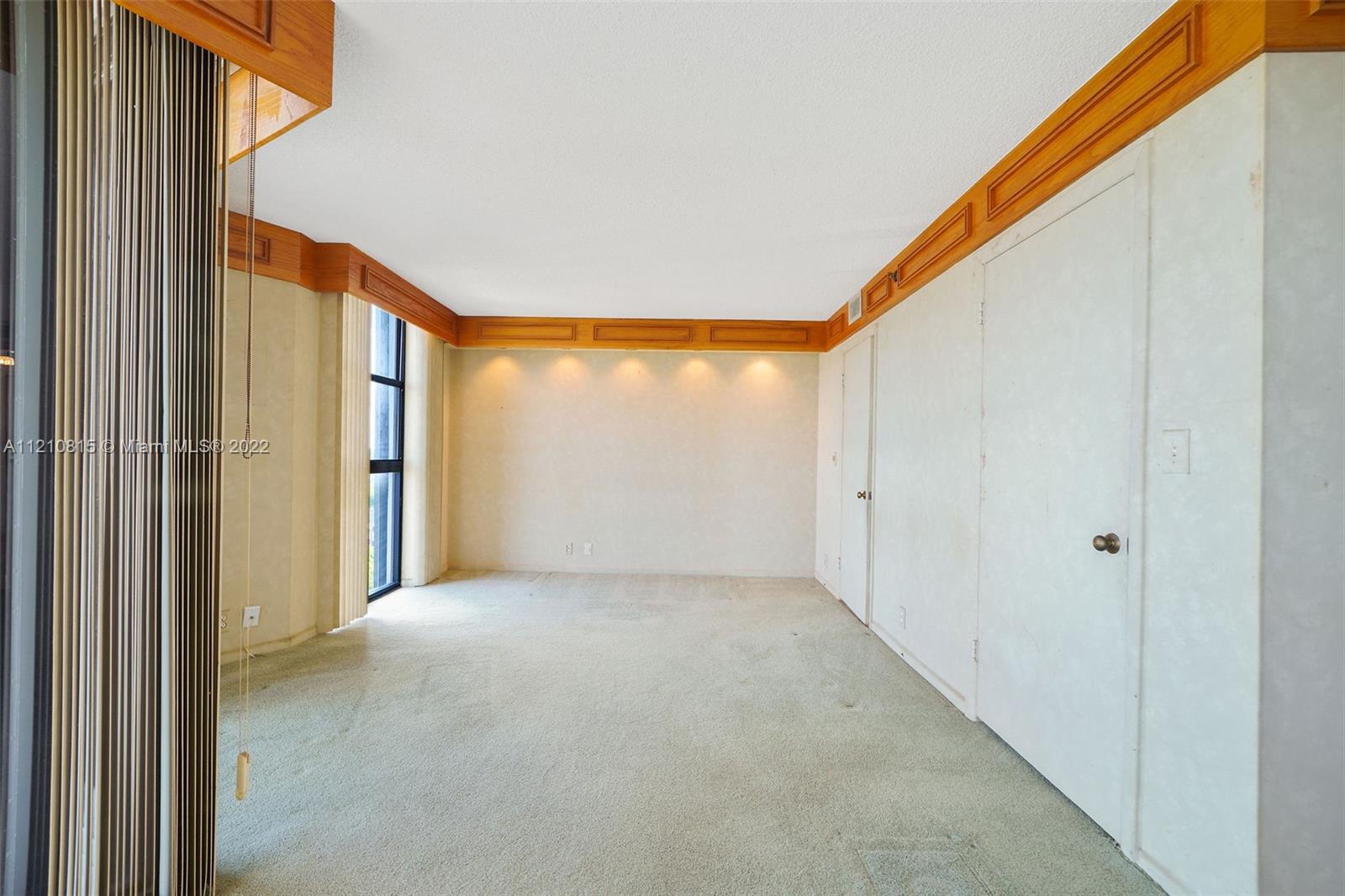 THE TOWERS OF QUAYSIDE CO - Residential