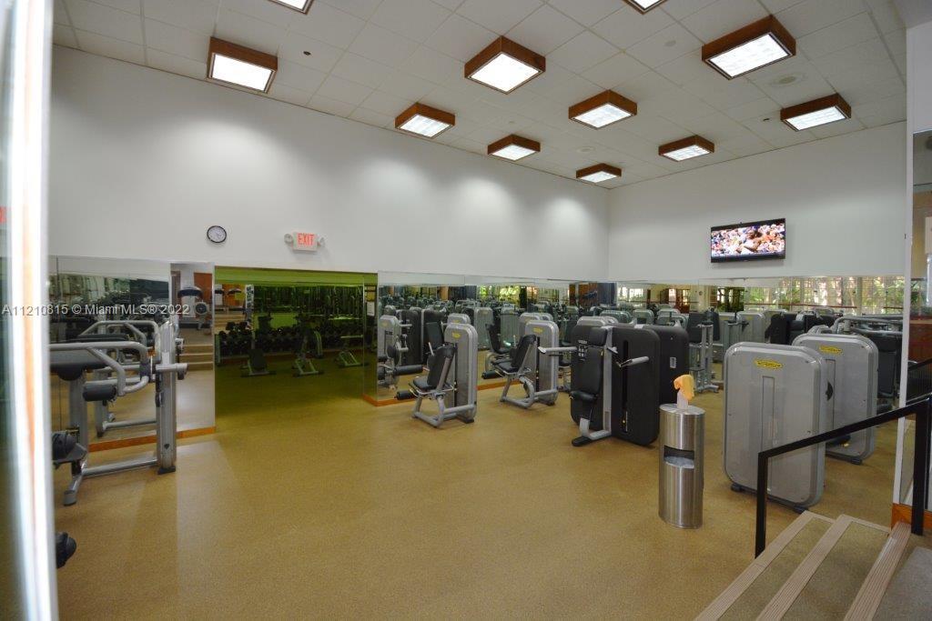 THE TOWERS OF QUAYSIDE CO - Residential