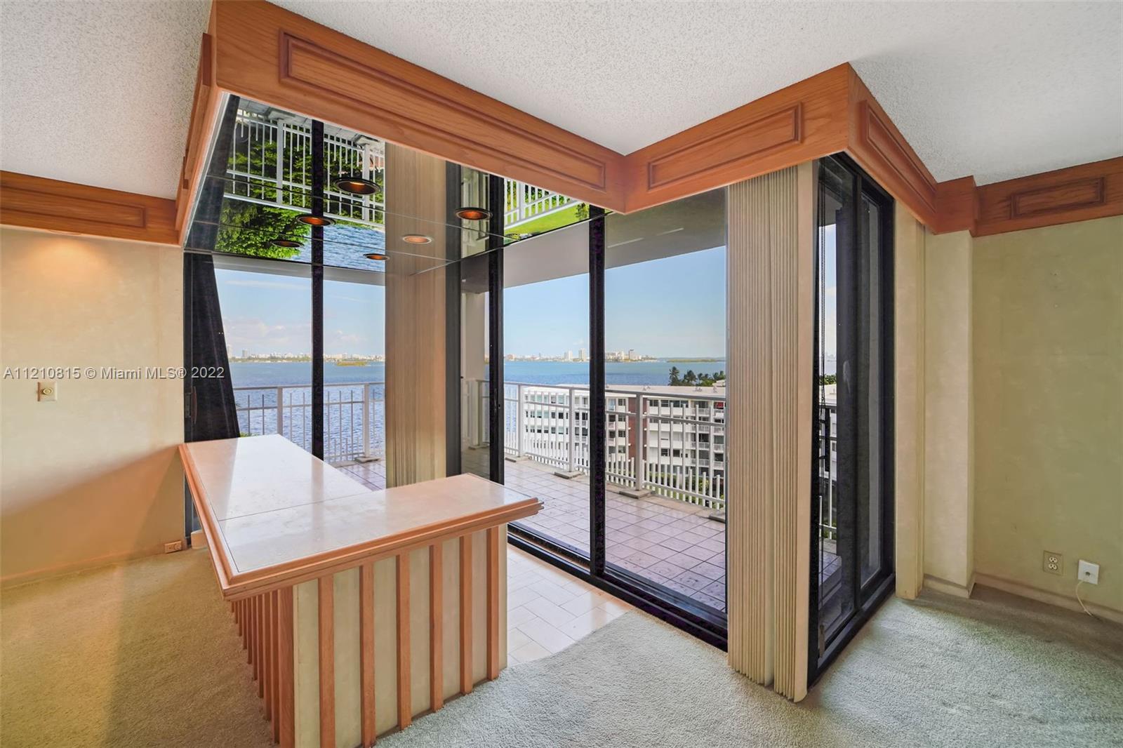 THE TOWERS OF QUAYSIDE CO - Residential