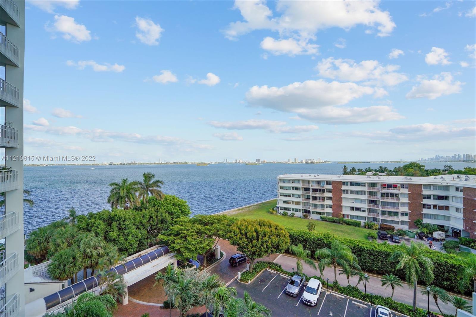 THE TOWERS OF QUAYSIDE CO - Residential