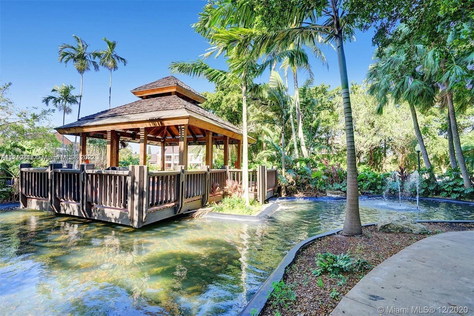 THE TOWERS OF QUAYSIDE CO - Residential