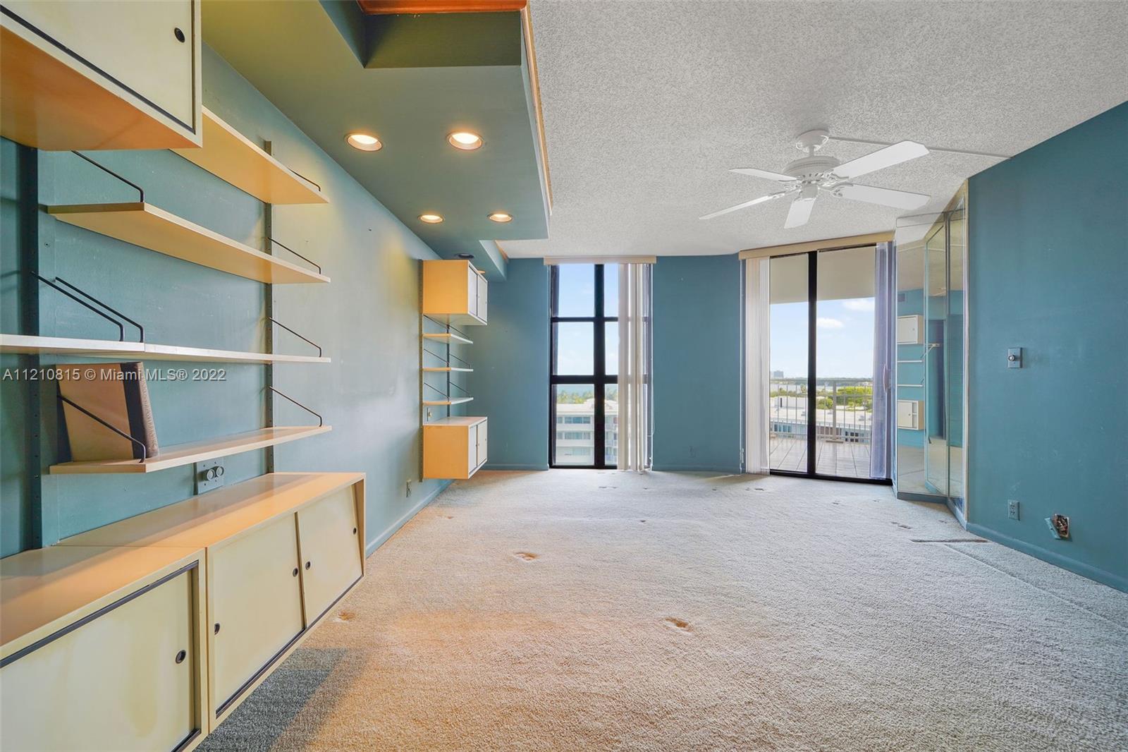 THE TOWERS OF QUAYSIDE CO - Residential