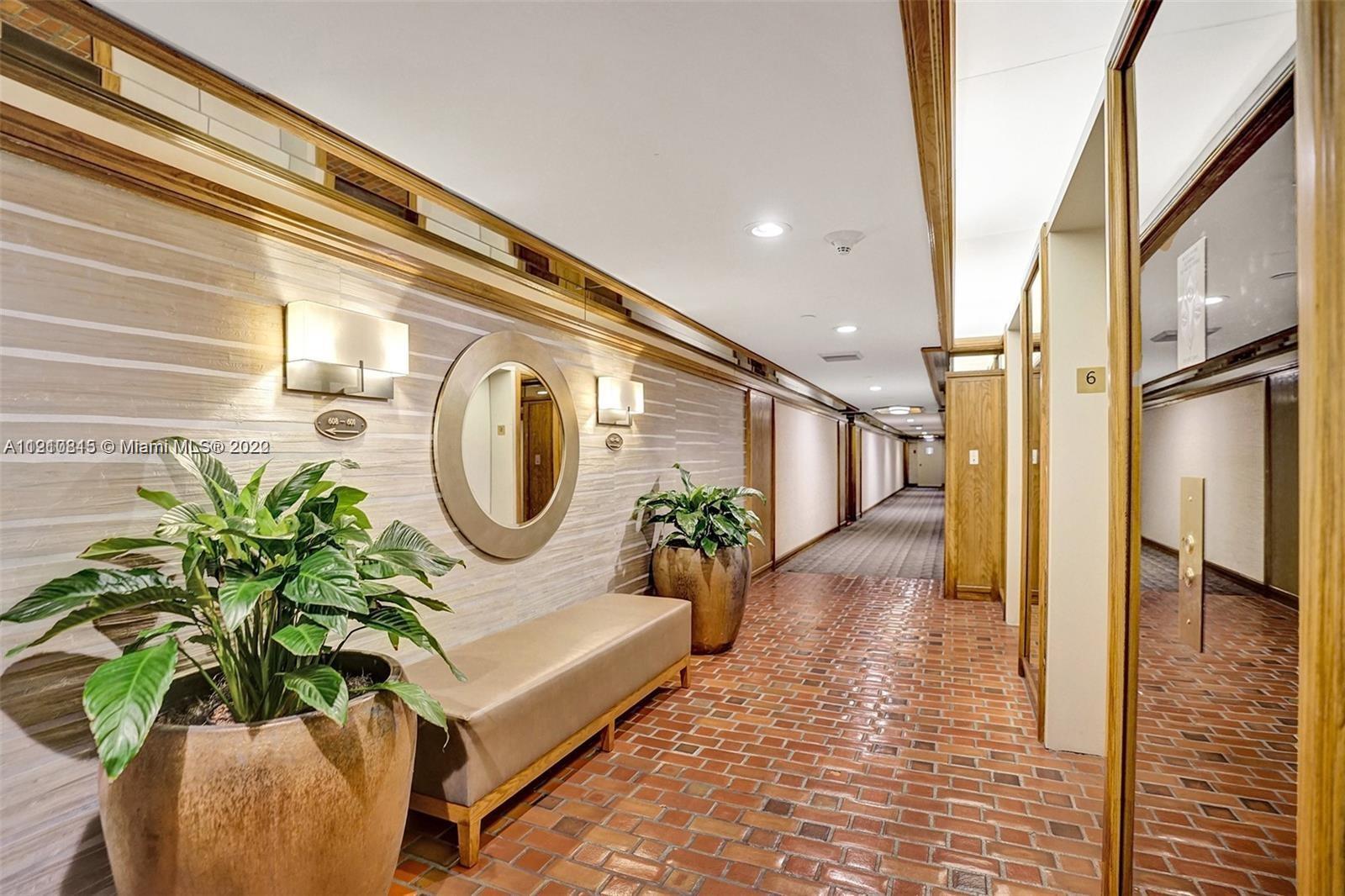 THE TOWERS OF QUAYSIDE CO - Residential