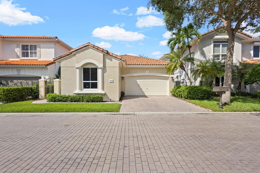Harbor Islands, one of the most prestigious Gated Communities in Hollywood. Pristine 2 Bed + Den (Can be easely changed to a 3rd Bed). Bright home with several windows for natural lights, high ceilings throughout, spacious kitchen with SS appliances, Hurricane Impact windows and doors, Large master suite with double vanity, Jacuzzi tub, walk-in shower, custom built in closets, Tankless water heater, security system, fantastic amenities including pool service and lawncare, clubhouse with gym, 24 hr security, high speed internet, exterior painting, pest control and so much more. Close to the beach, Gulfstream, Aventura and international airports.