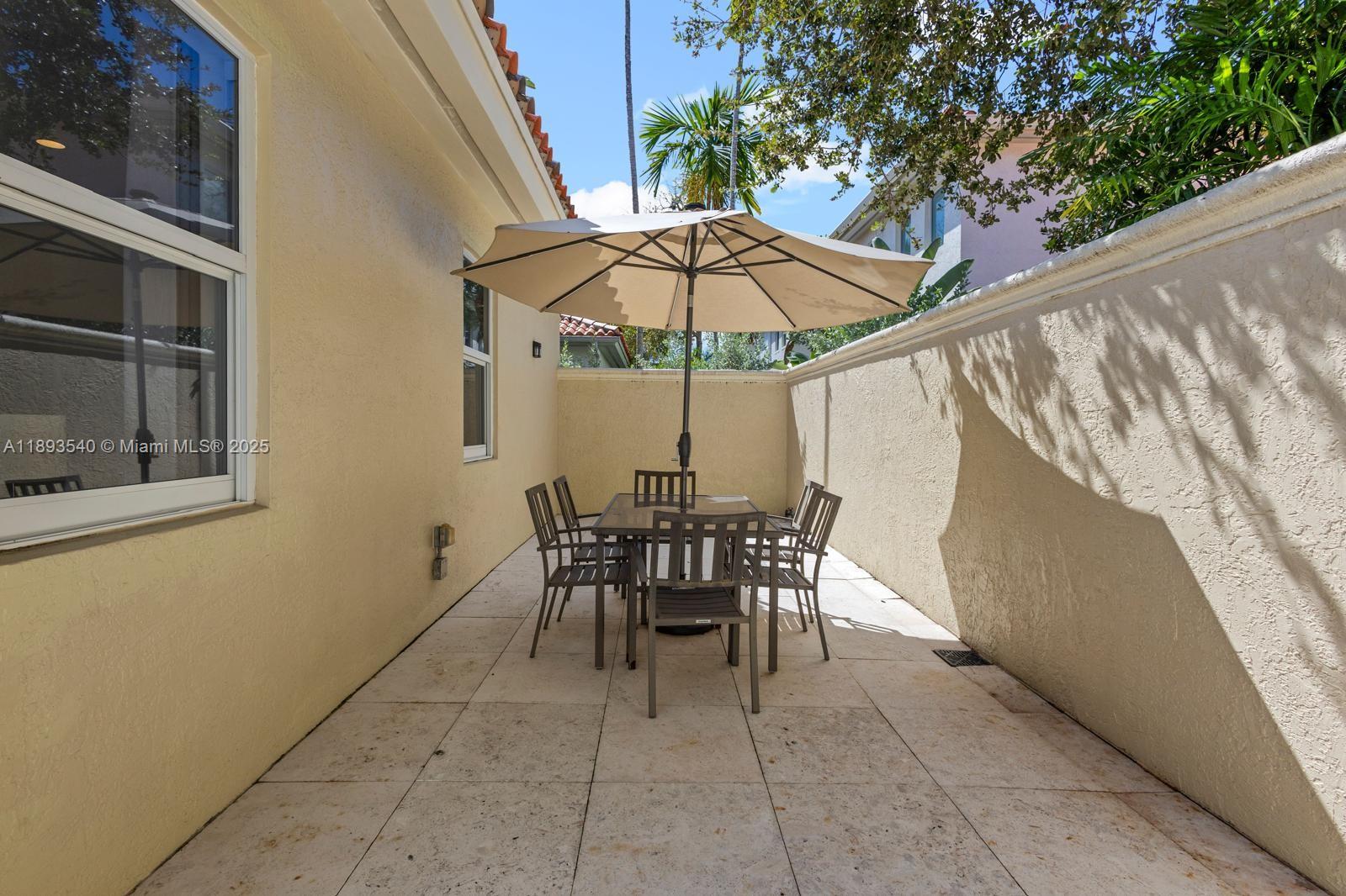 THREE ISLANDS 3RD SECTION - Residential