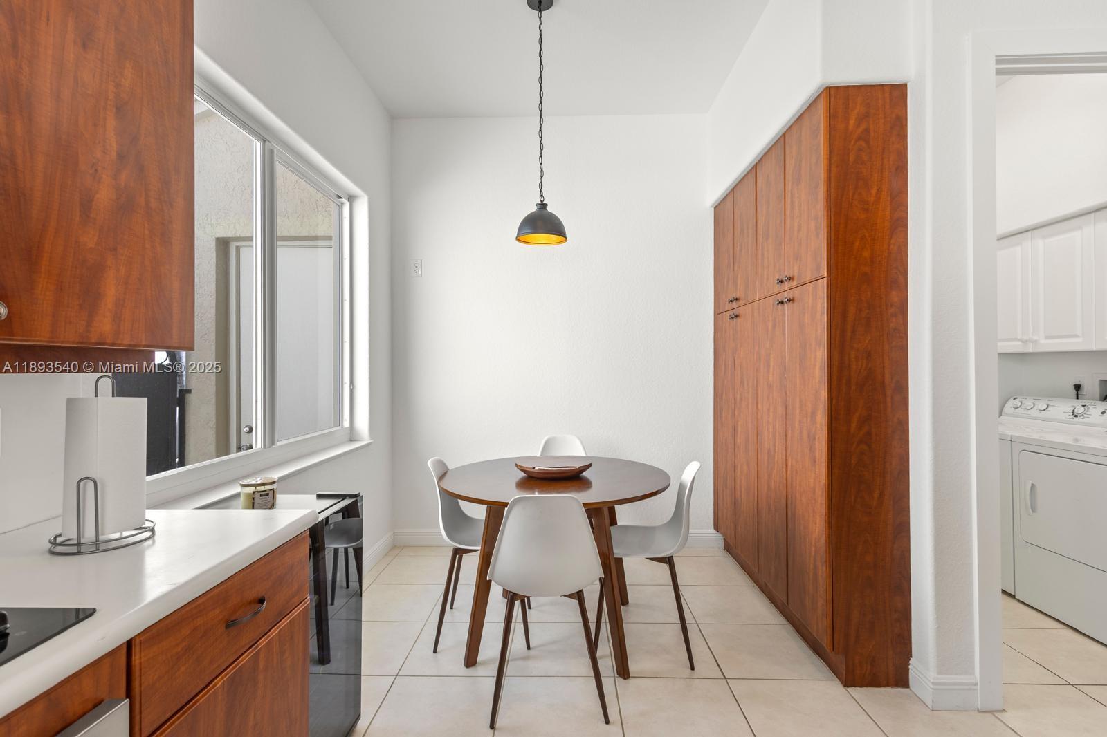 THREE ISLANDS 3RD SECTION - Residential