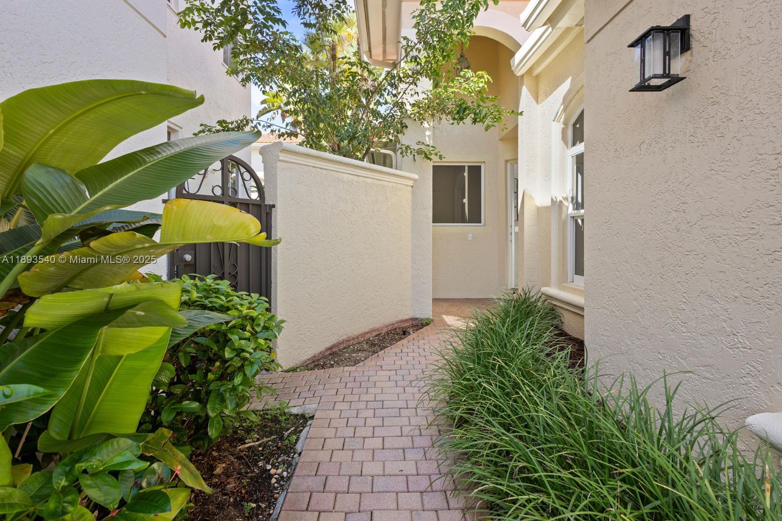THREE ISLANDS 3RD SECTION - Residential